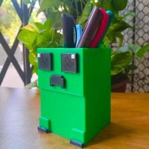 Print Cord Minecraft Character Pen Holder – 3D Printed Desk Accessory for Gamers